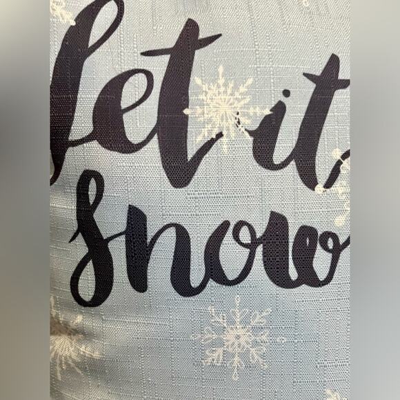 Let it Snow pillow with faux fur trim - Picture 3 of 5